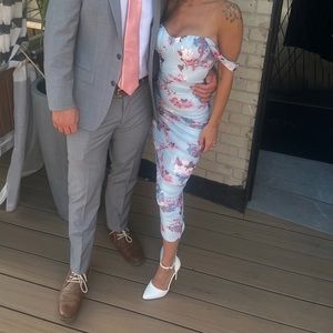 Hello Molly bodycon midi dress. XS. Light blue with flowers. Worn once.